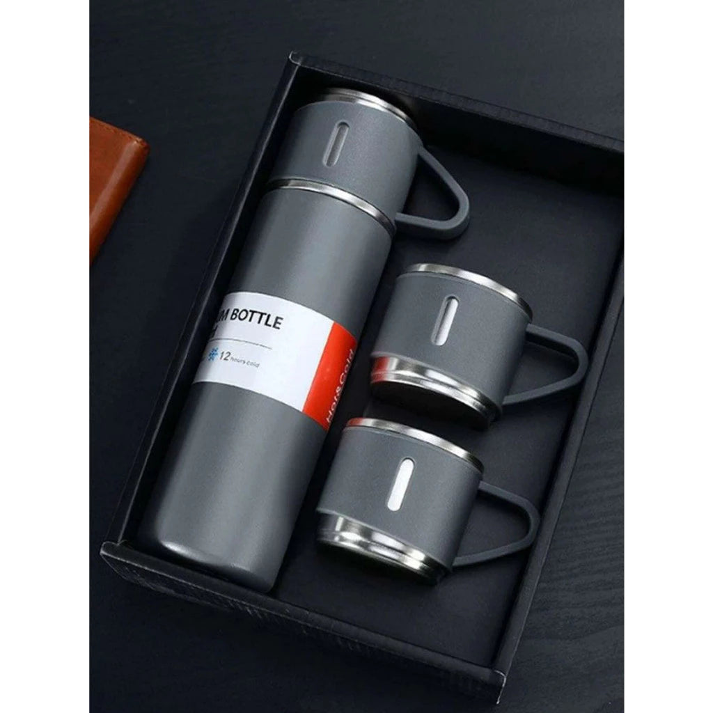 Kit Garrafa Térmica 500ml com 3 Canecas - Praticidade estilo e bebida na temperatura ideal