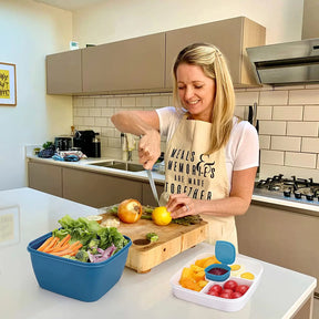 SALADEIRA MULTIFUNCIONAL COM DIVISORIAS.